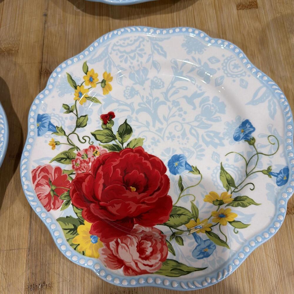New NWT Set Of Four the Pioneer Women Sweet Rose 8-7/8" Floral Salad Plates * - Picture 2 of 12